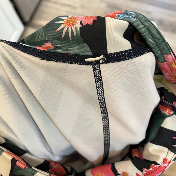 EEUC Lululemon Palm Play Wunder Under Crop - Picture 7 of 9